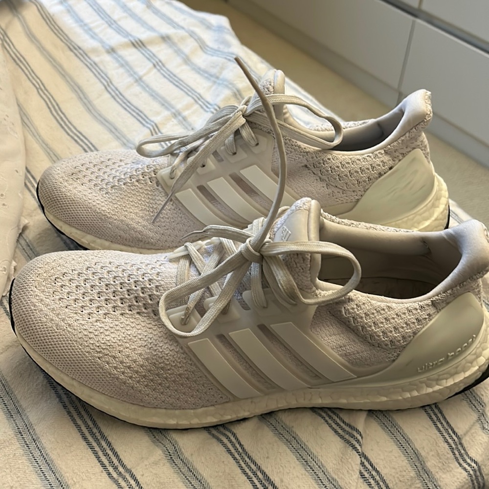 Adidas ultra boost in white